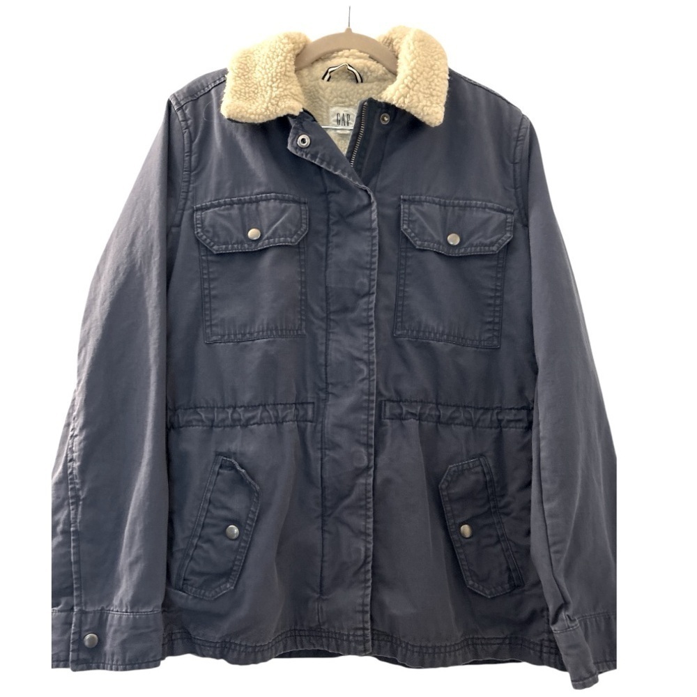 GAP Barn chore jacket, size Large, Sherpa lining & collar. zip and snap, Cotton